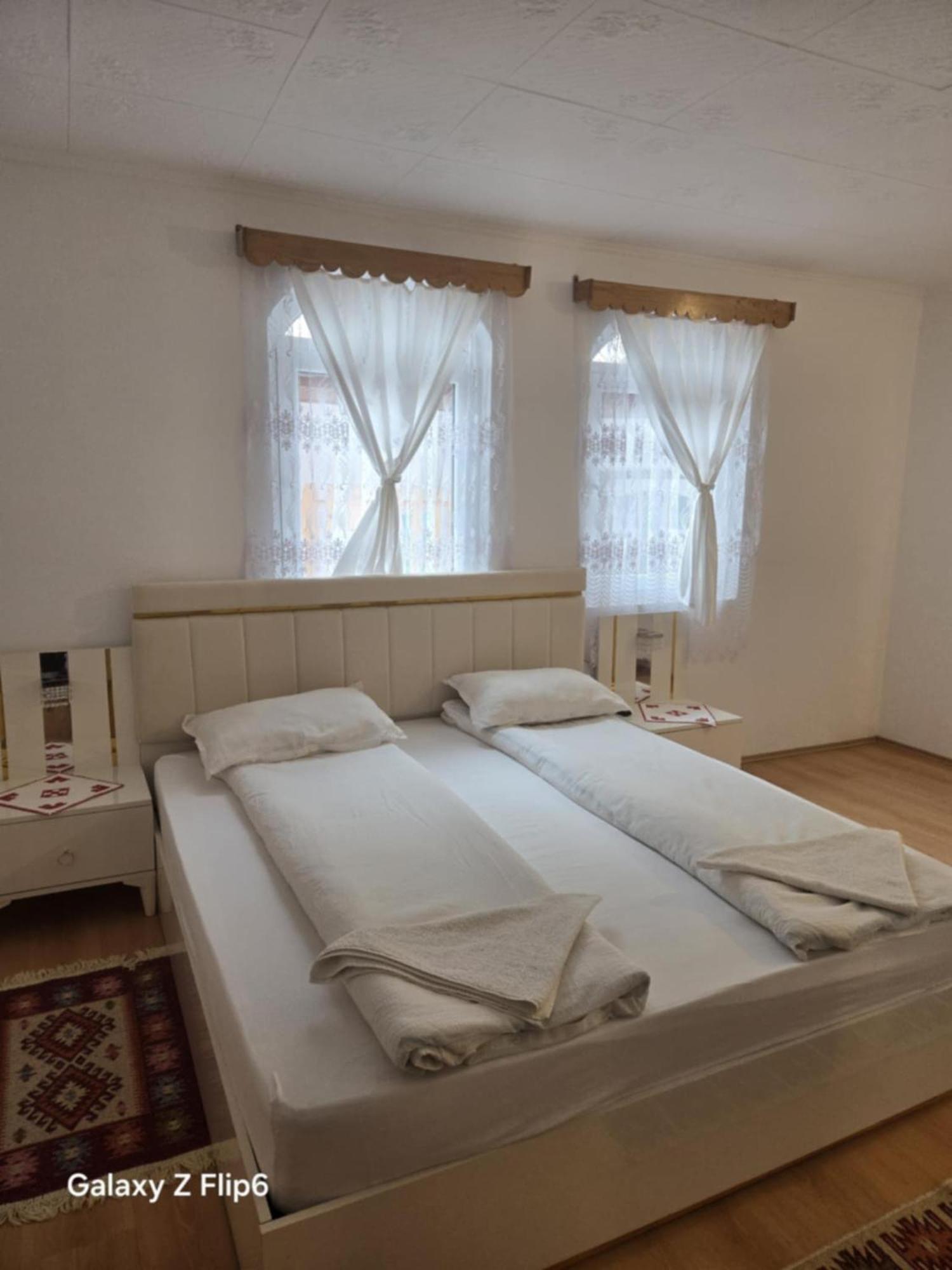 Bed and Breakfast Rozsa Panzio Rimetea Zewnętrze zdjęcie